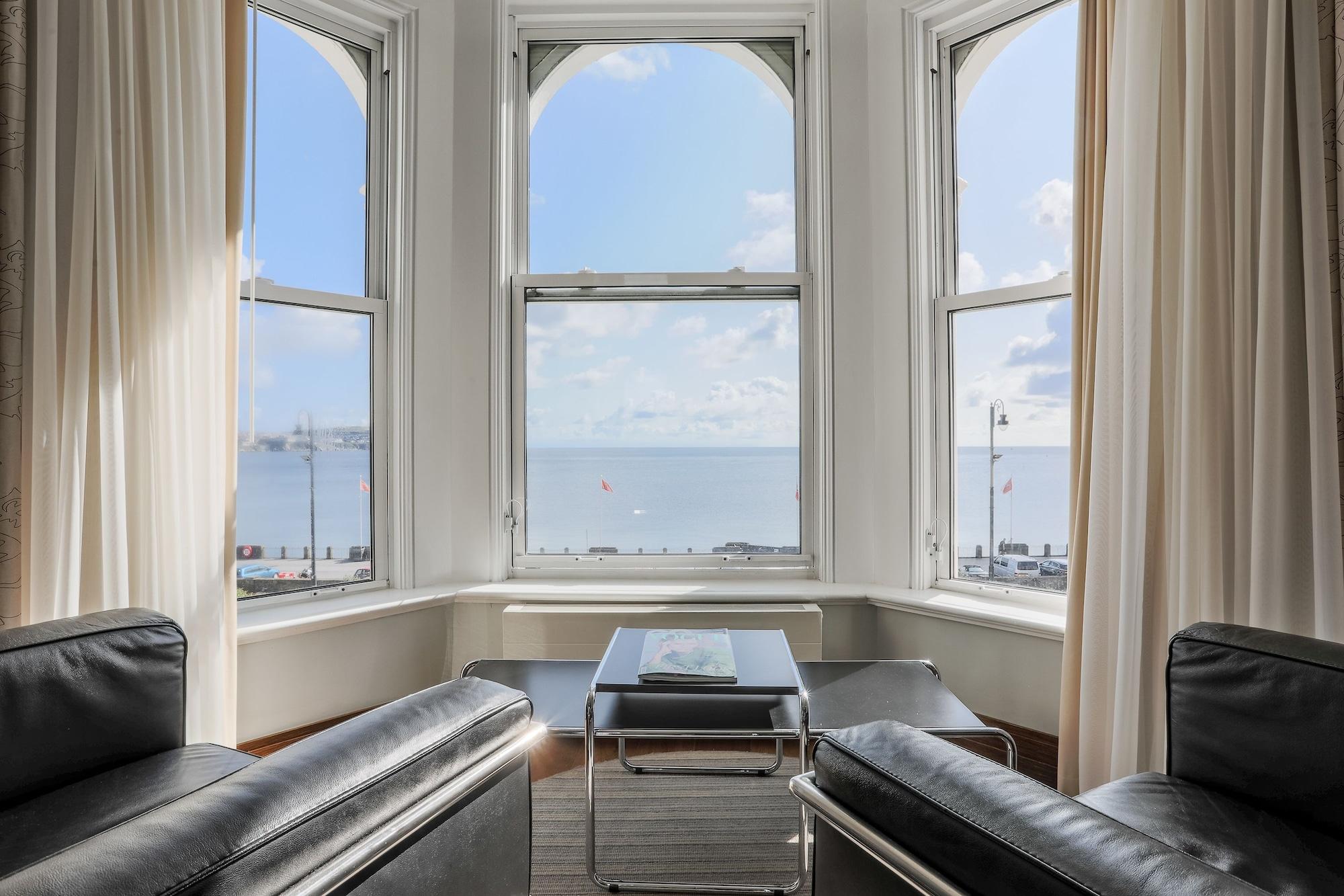 Claremont Hotel Douglas Bagian luar foto